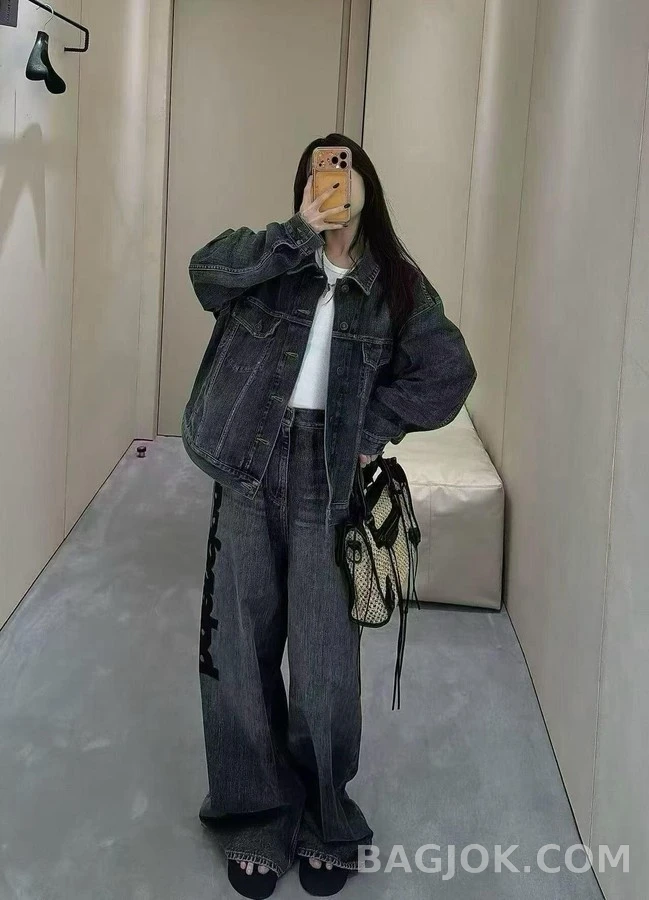 발렌시아가 발렌시아가 레터링 로고 와이드핏 데님 팬츠 상세 이미지