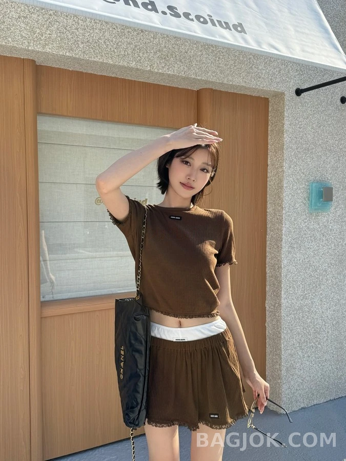 미우미우 미우미우 로고 레이스 플레어 스커트 상세 이미지