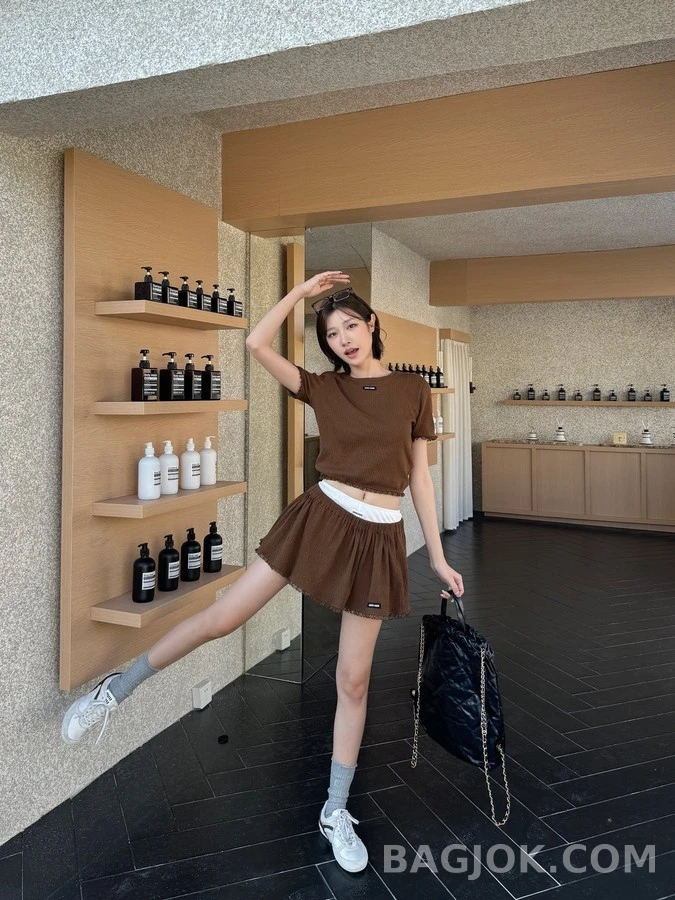 미우미우 미우미우 로고 레이스 플레어 스커트 상세 이미지