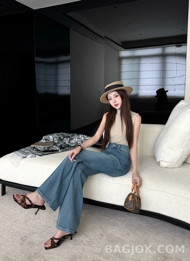 발렌티노 발렌티노 더블 V 로고 데님 팬츠 상세 이미지