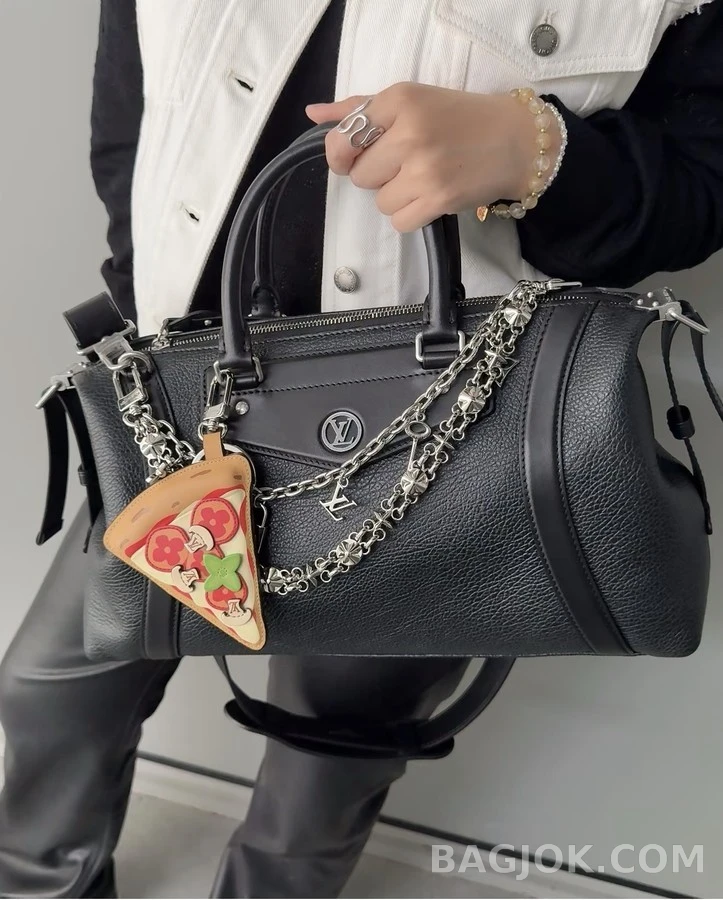루이비통 루이비통 피자 키링 상세 이미지