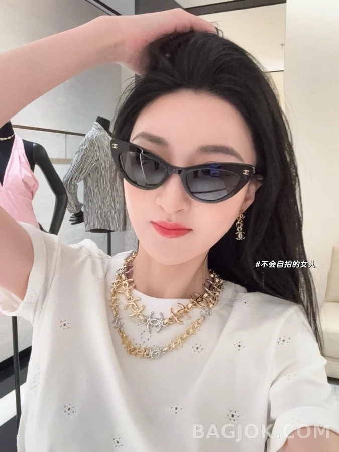 샤넬 샤넬 투톤 더블 C 초커 상세 이미지