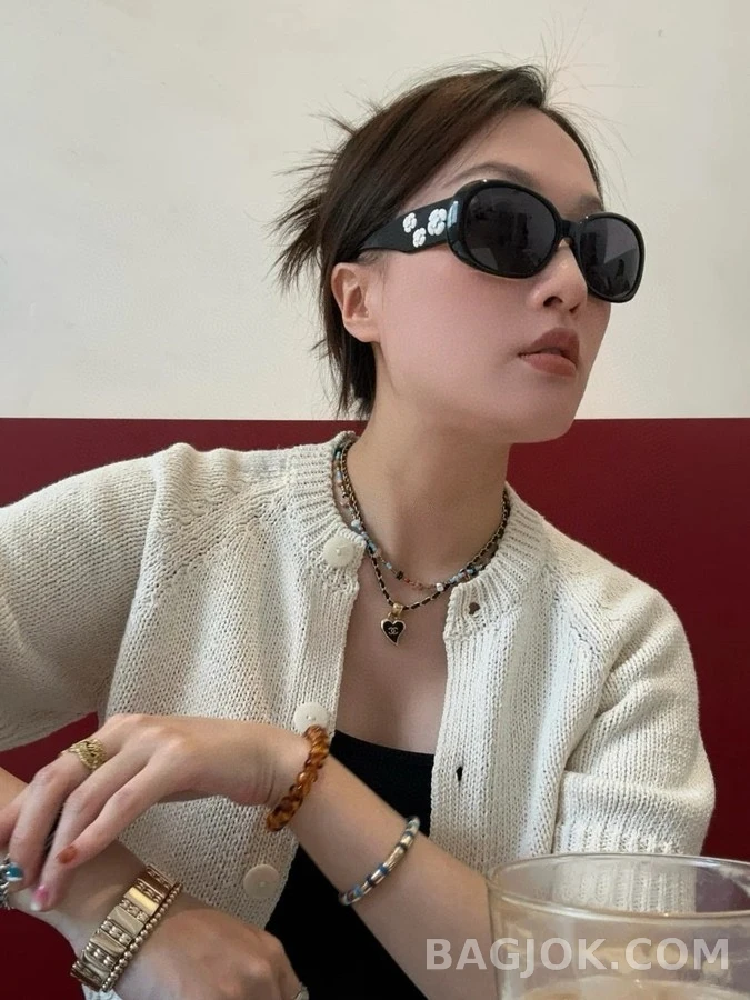 샤넬 샤넬 플라워 장식 선글라스 상세 이미지