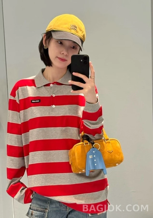 미우미우 미우미우 투톤 로고 볼캡 상세 이미지
