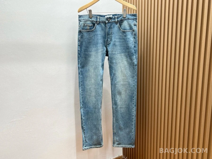 브루넬로 쿠치넬리 브루넬로 쿠치넬리 클래식 경량 캐주얼 데님 팬츠 상세 이미지
