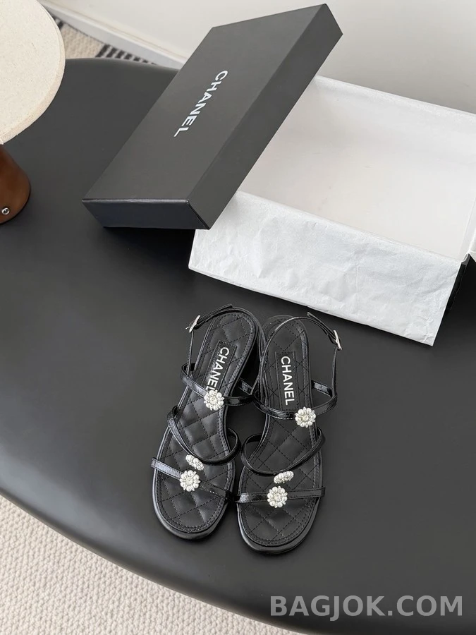 샤넬 샤넬 산다화 블록 힐 샌들 상세 이미지