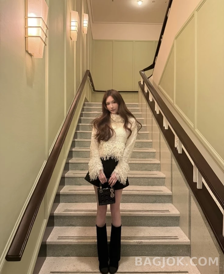 샤넬 샤넬 스웨이드 펄 로고 캡토 부츠 상세 이미지