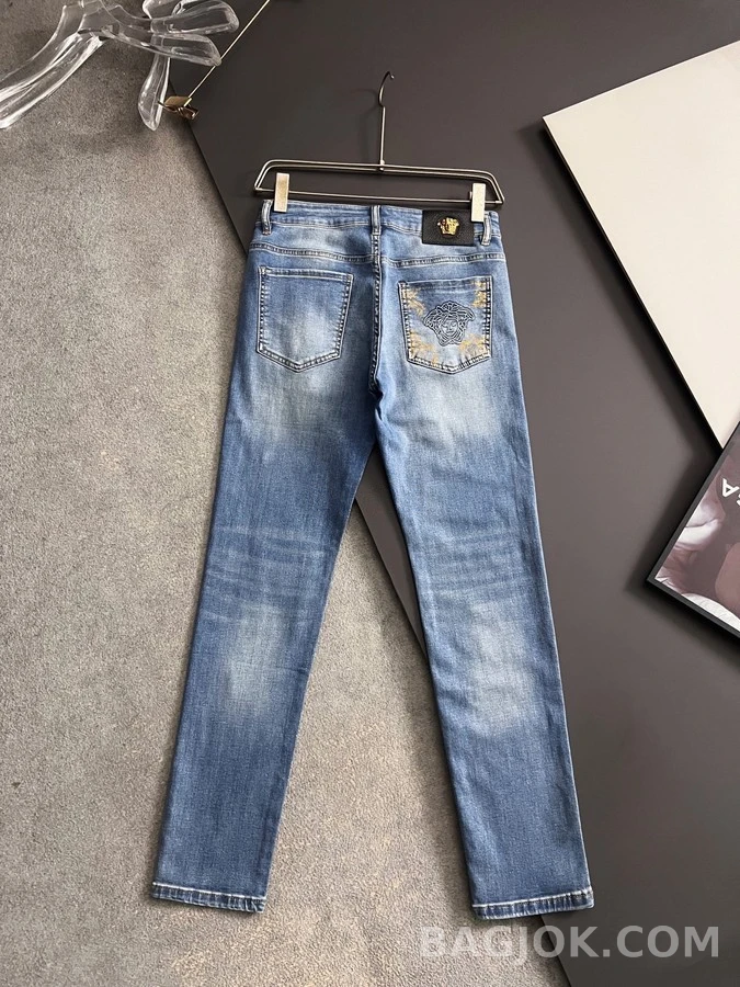 베르사체 베르사체 메두사 자수 워싱 데님 팬츠 상세 이미지