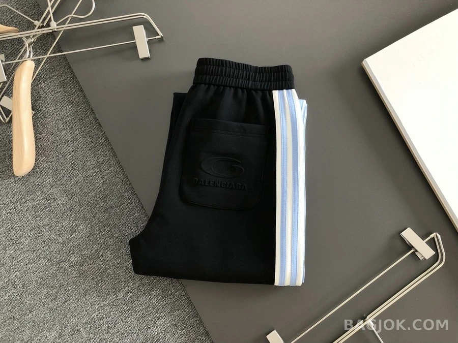 발렌시아가 발렌시아가 스트라이프 트레이닝 팬츠 상세 이미지