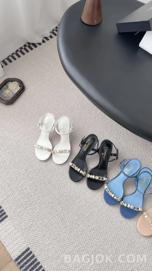 샤넬 샤넬 진주 로고 샌들 상세 이미지