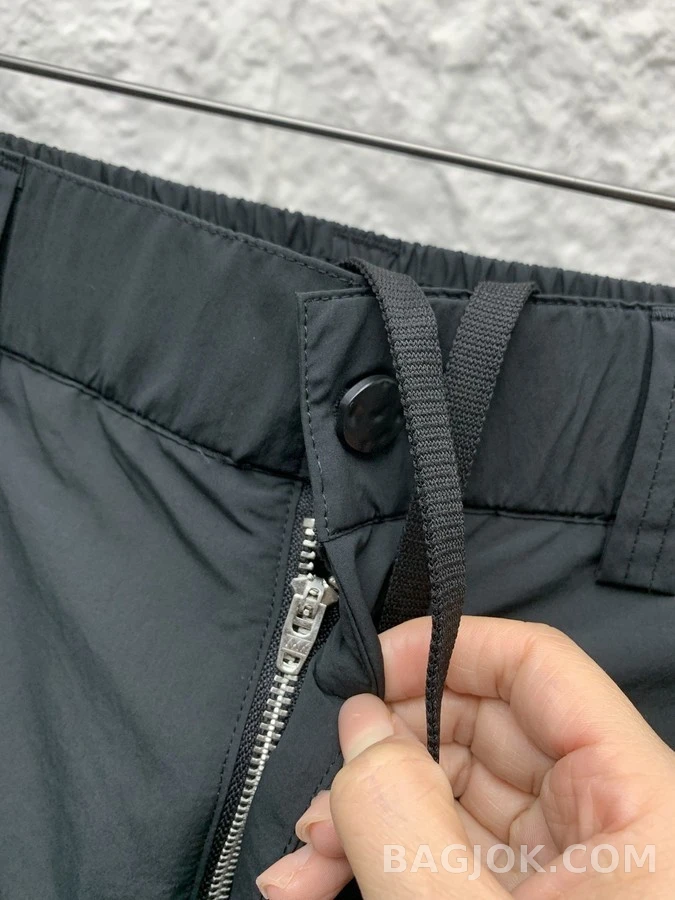 발렌시아가 발렌시아가 로고 카고 팬츠 상세 이미지