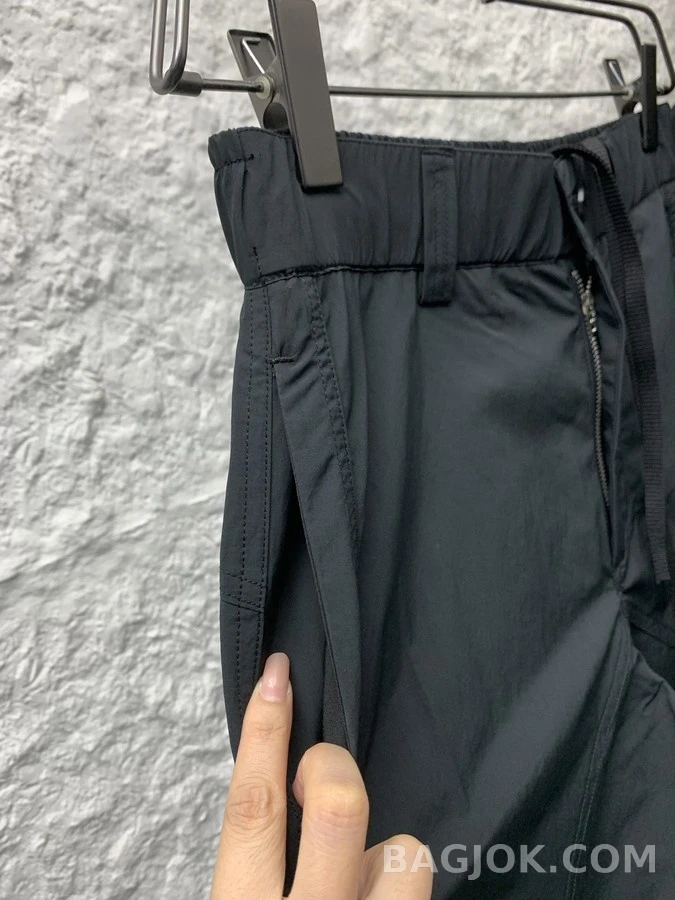발렌시아가 발렌시아가 로고 카고 팬츠 상세 이미지