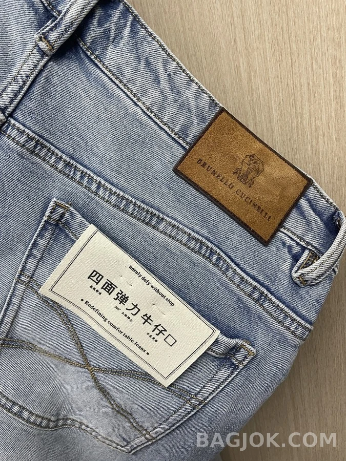 브루넬로 쿠치넬리 브루넬로 쿠치넬리 워싱 스트레이트 데님 팬츠 상세 이미지