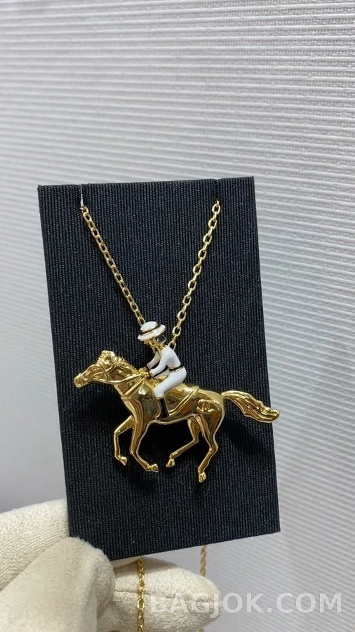 샤넬 샤넬 말 기사 펜던트 목걸이 상세 이미지