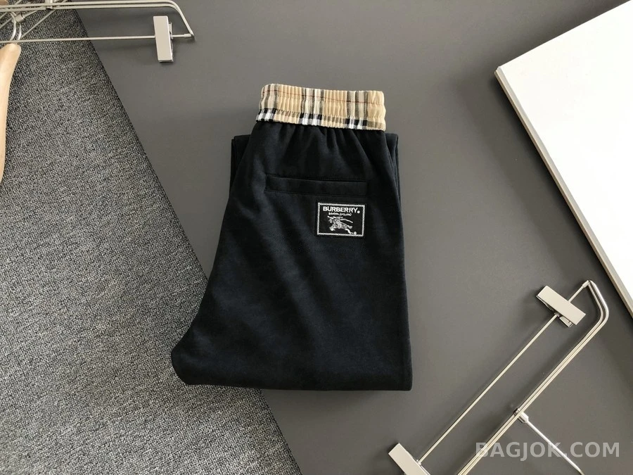 버버리 버버리 체크 배색 트레이닝 팬츠 상세 이미지