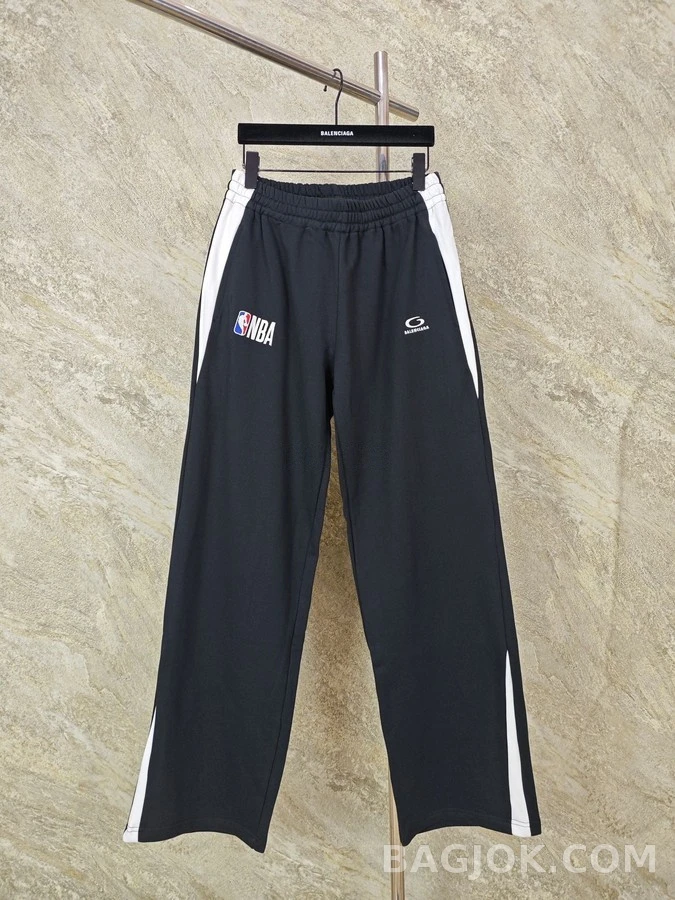 발렌시아가 발렌시아가 NBA 로고 트레이닝 팬츠 상세 이미지