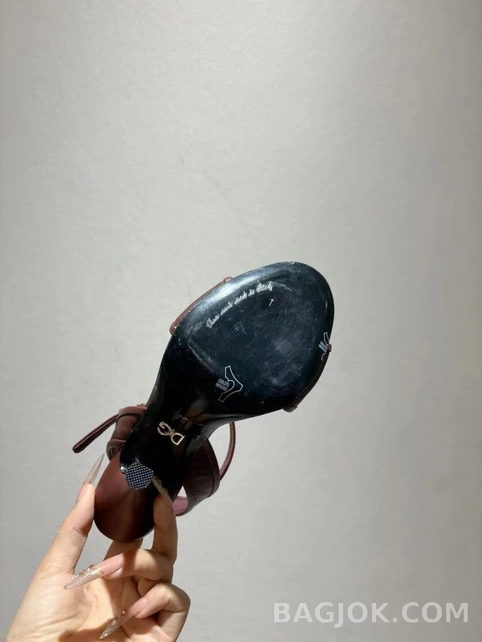 돌체앤가바나 돌체앤가바나 DG 엠블럼 힐 샌들 상세 이미지