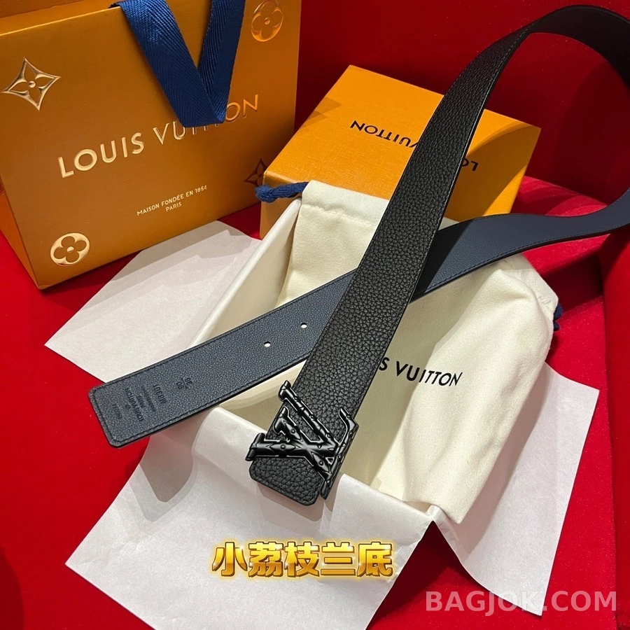 루이비통 루이비통 4.0cm 로고 가죽 벨트 상세 이미지
