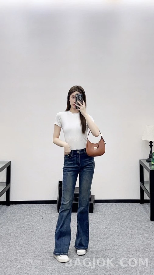 발렌티노 발렌티노 마이크로 플레어 데님 팬츠 상세 이미지