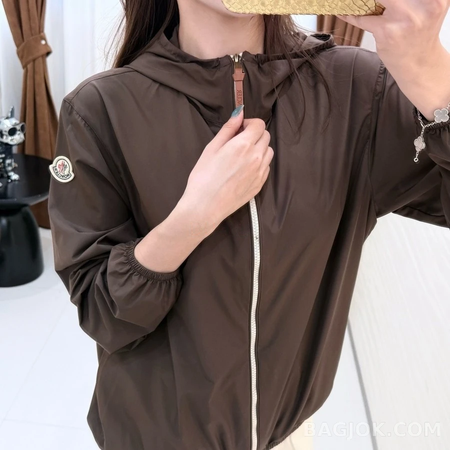 몽클레어 몽클레어 후드 바람막이 상세 이미지