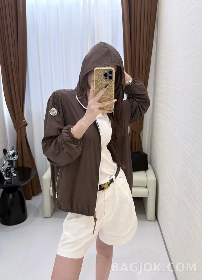 몽클레어 몽클레어 후드 바람막이 상세 이미지