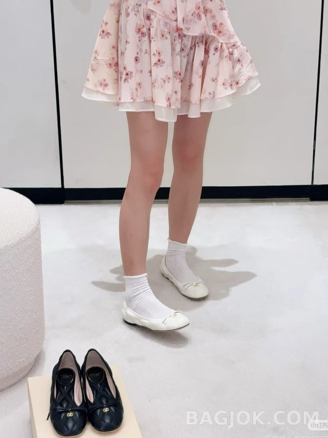 발렌티노 발렌티노 퀼팅 발레 플랫 슈즈 상세 이미지