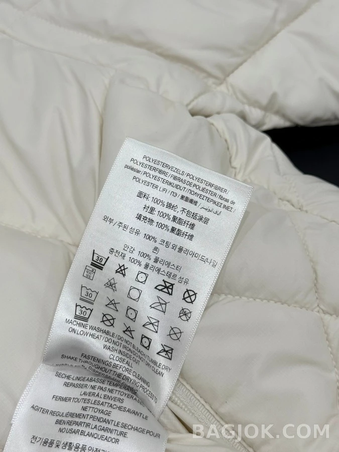 버버리 버버리 체크 퀼팅 패딩 상세 이미지