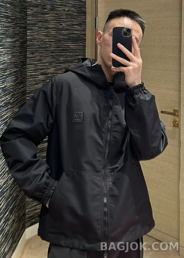 루이비통 루이비통 모노그램 양면 방풍 자켓 상세 이미지