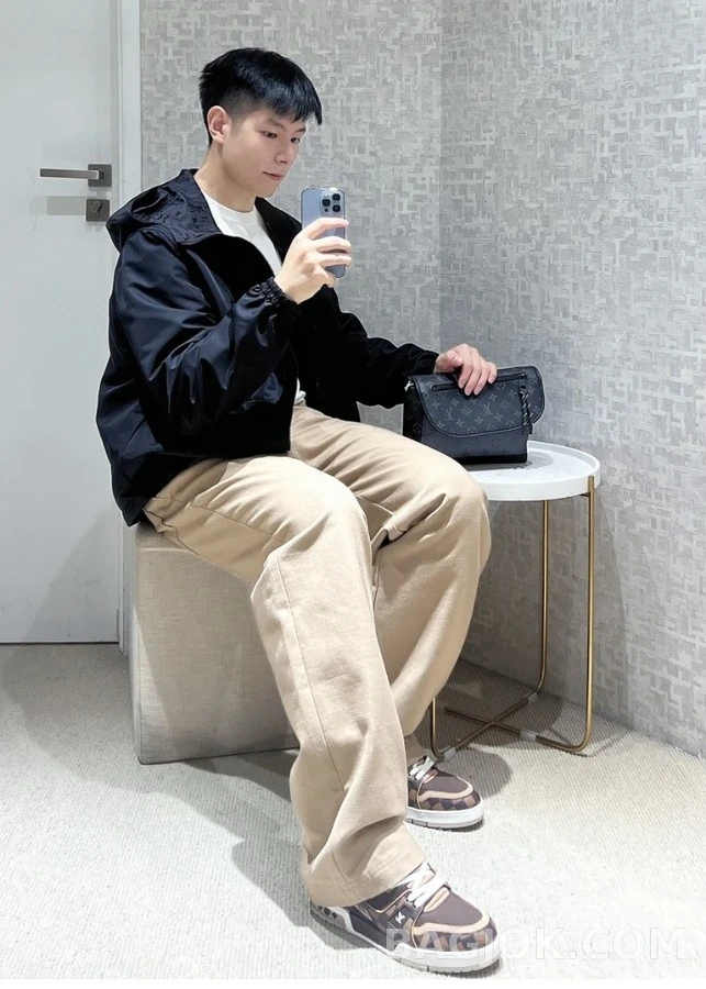 루이비통 루이비통 모노그램 양면 방풍 자켓 상세 이미지