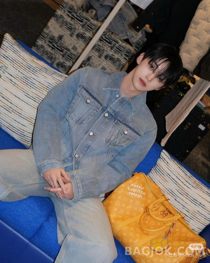 루이비통 루이비통 로고 자수 데님 자켓 상세 이미지