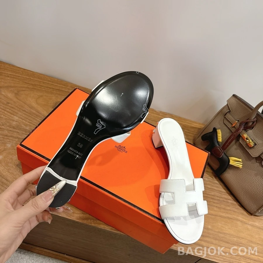 에르메스 에르메스 H 로고 스터드 샌들 상세 이미지