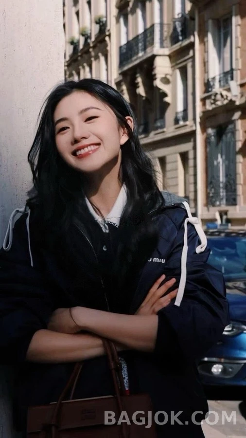 미우미우 미우미우 리버서블 플리스 자켓 상세 이미지
