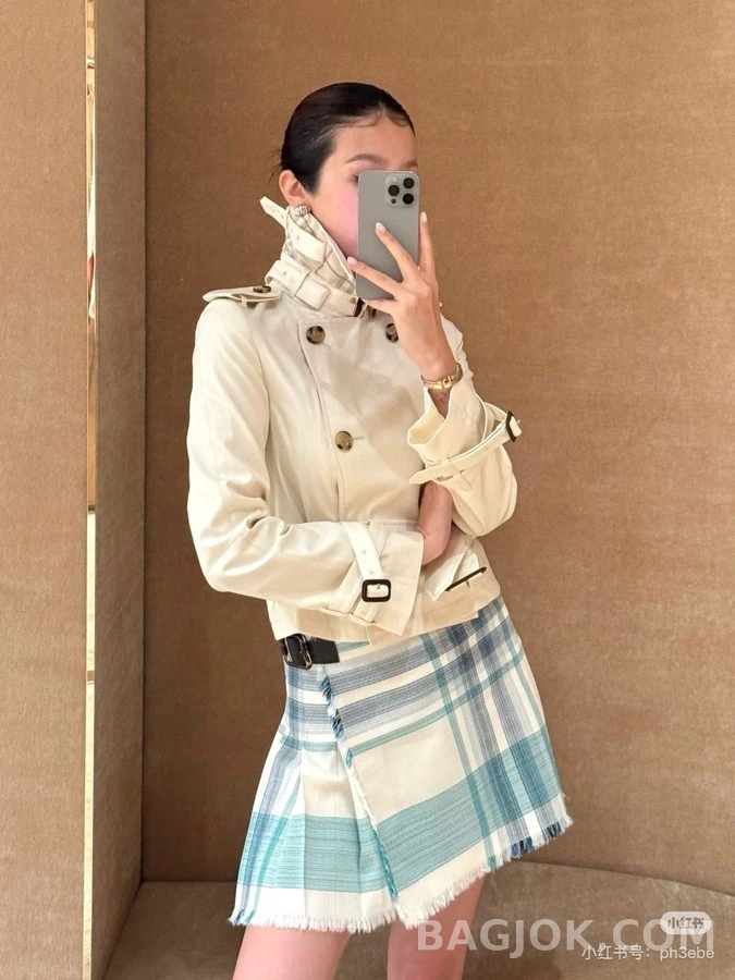 버버리 버버리 더블 브레스티드 숏 자켓 상세 이미지