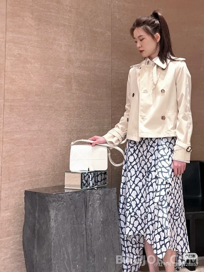 버버리 버버리 더블 브레스티드 숏 자켓 상세 이미지