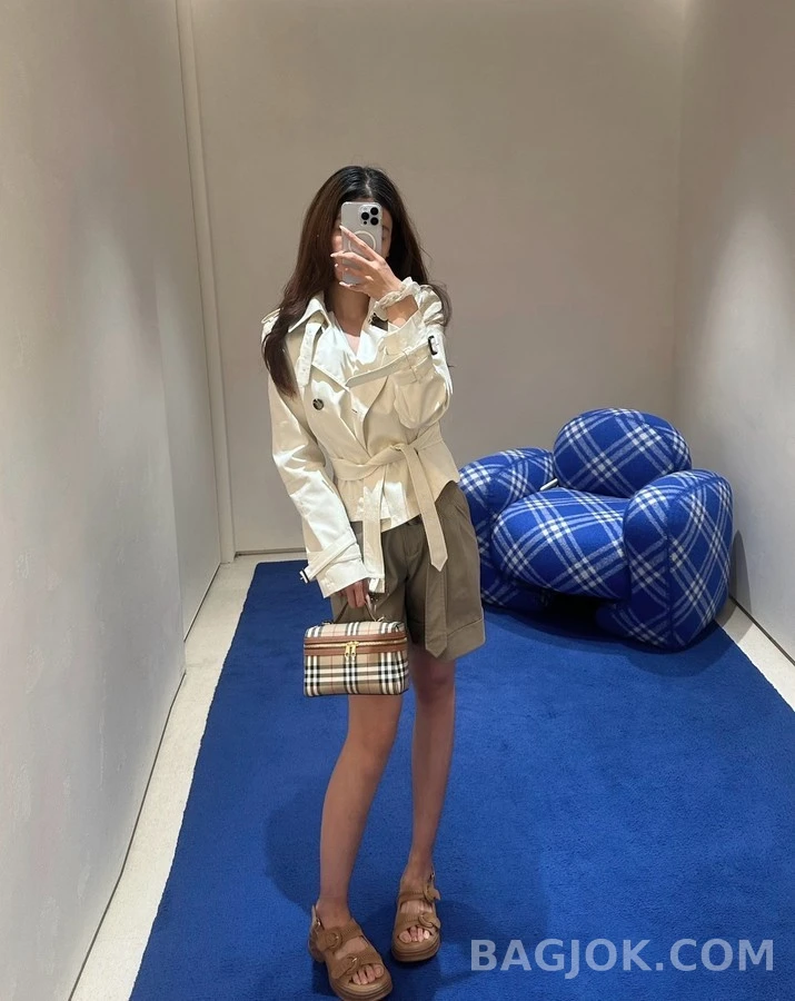 버버리 버버리 더블 브레스티드 숏 자켓 상세 이미지