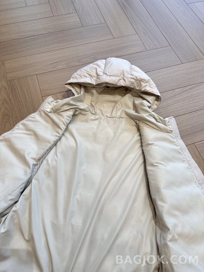 브루넬로 쿠치넬리 브루넬로 쿠치넬리 캐시미어 배색 후드 니트 상세 이미지