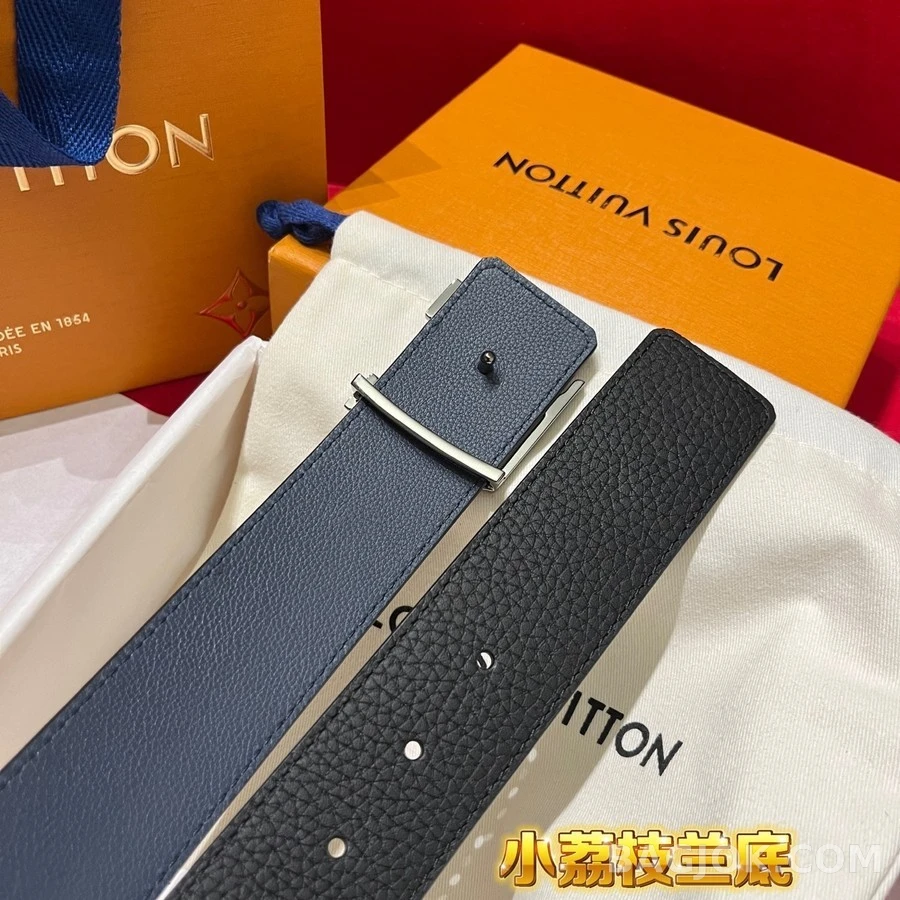 루이비통 루이비통 V 버클 리버서블 벨트 상세 이미지