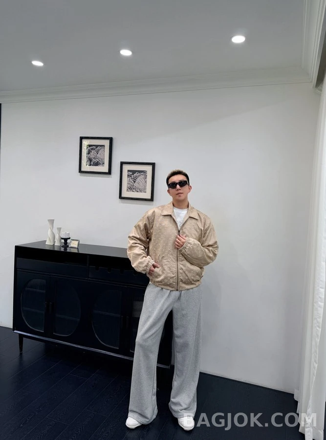 루이비통 루이비통 모노그램 자카드 리버서블 자켓 상세 이미지