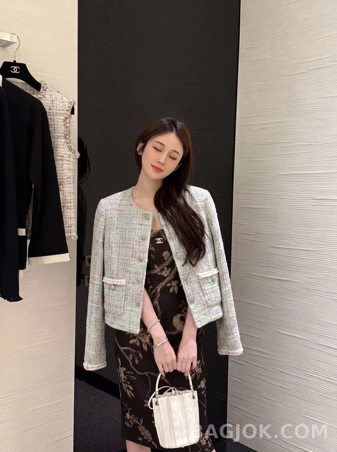 샤넬 샤넬 멀티 컬러 트위드 크롭 자켓 상세 이미지