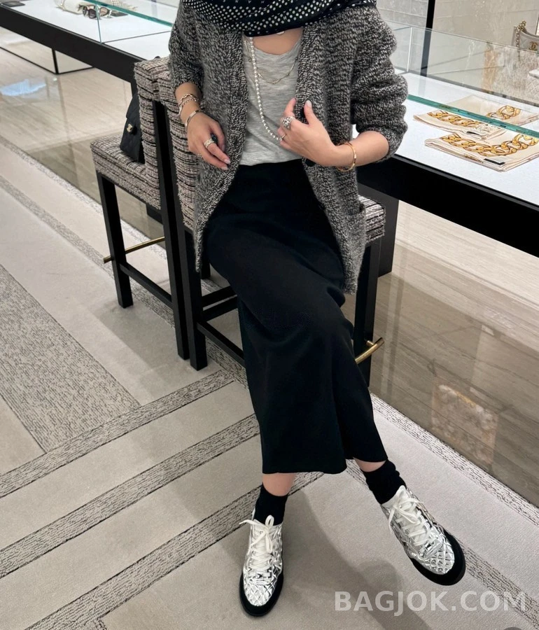 샤넬 샤넬 메탈릭 퀼팅 스니커즈 상세 이미지