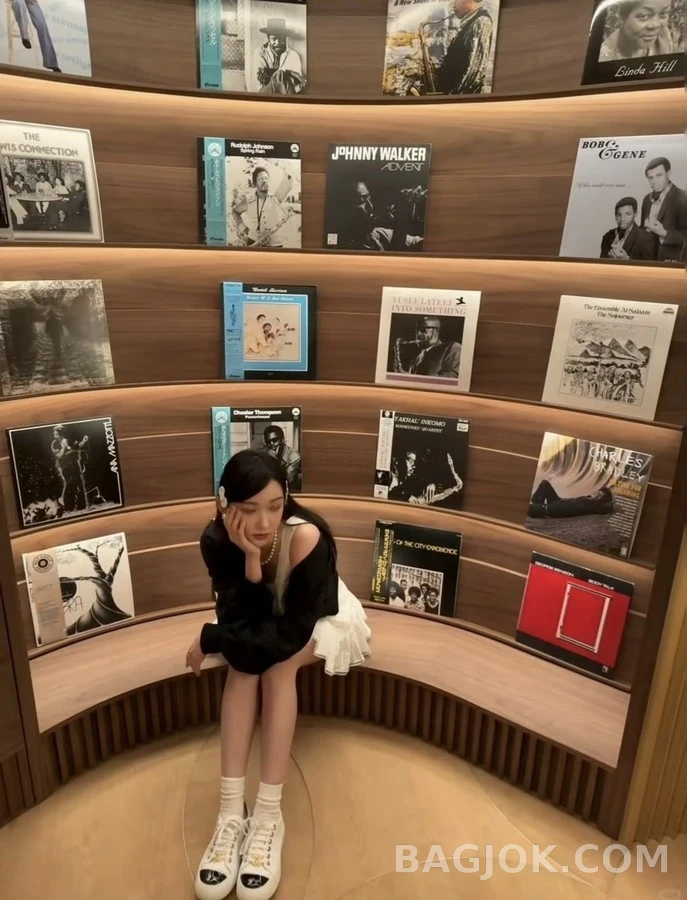 샤넬 샤넬 퀼팅 토캡 스니커즈 상세 이미지