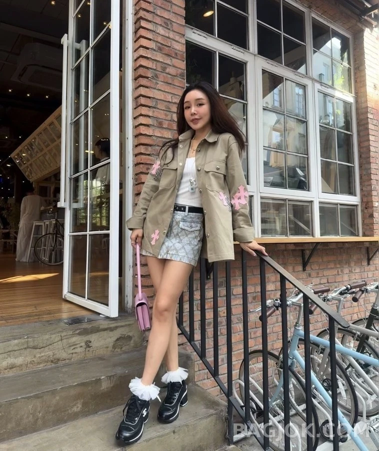 샤넬 샤넬 더블 C 청키 스니커즈 상세 이미지