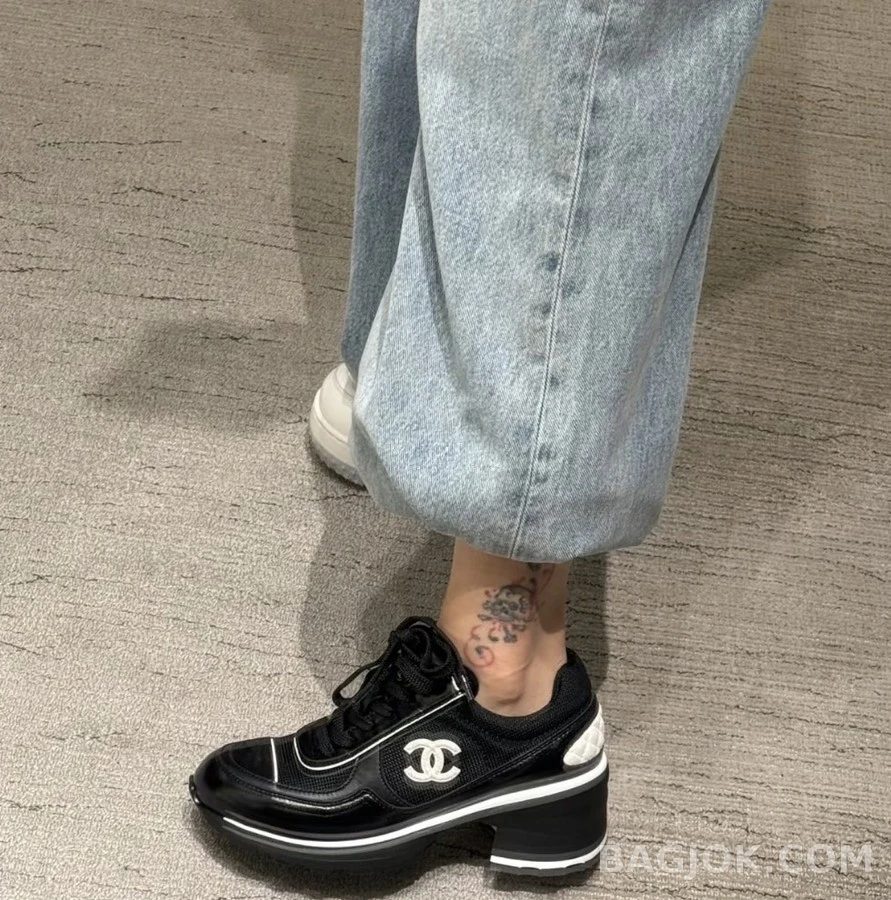 샤넬 샤넬 더블 C 청키 스니커즈 상세 이미지