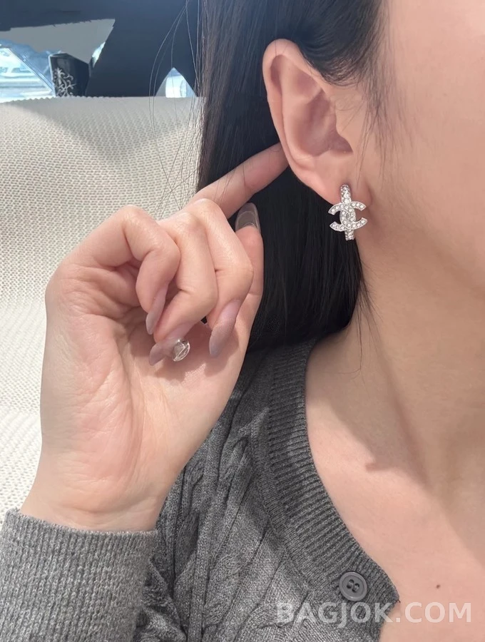샤넬 샤넬 큐빅 더블 C 귀걸이 상세 이미지