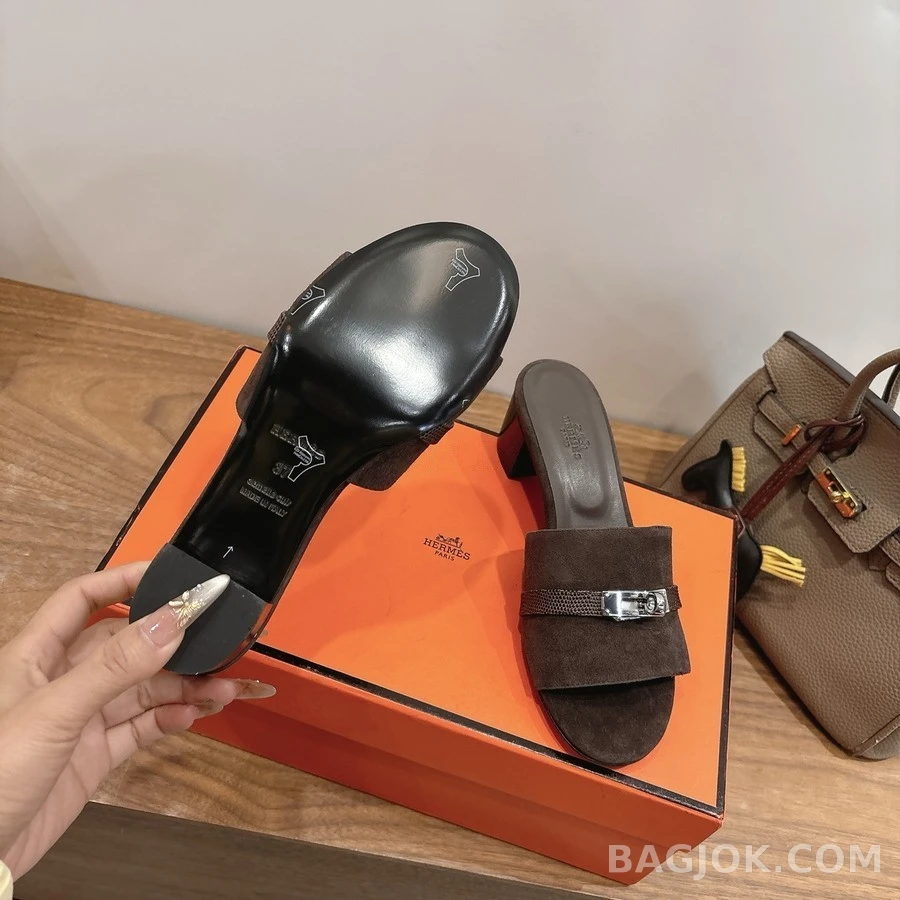 에르메스 에르메스 스웨이드 켈리 로퍼 상세 이미지