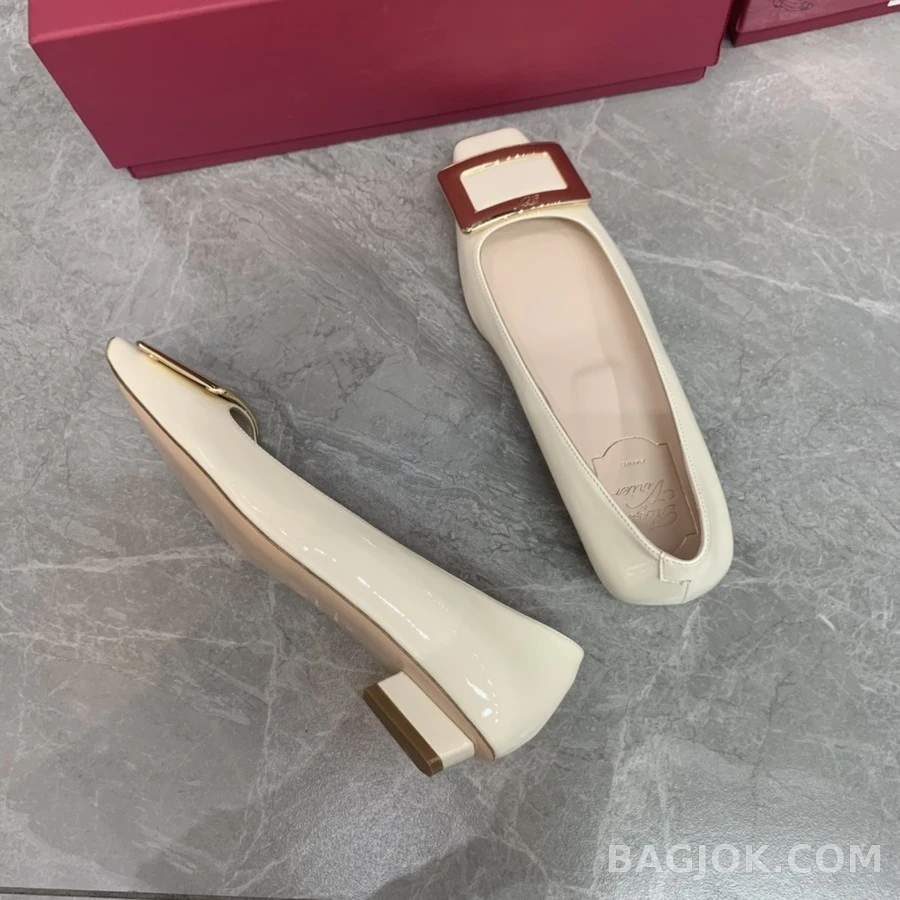 로저 비비에 로저비비에 페이턴트 스퀘어 버클 펌프스 상세 이미지