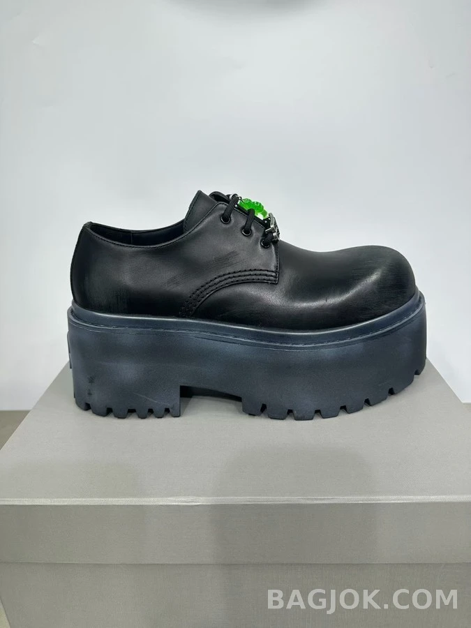 발렌시아가 발렌시아가 블랙 워싱 소가죽 8cm 굽 더비 슈즈 상세 이미지