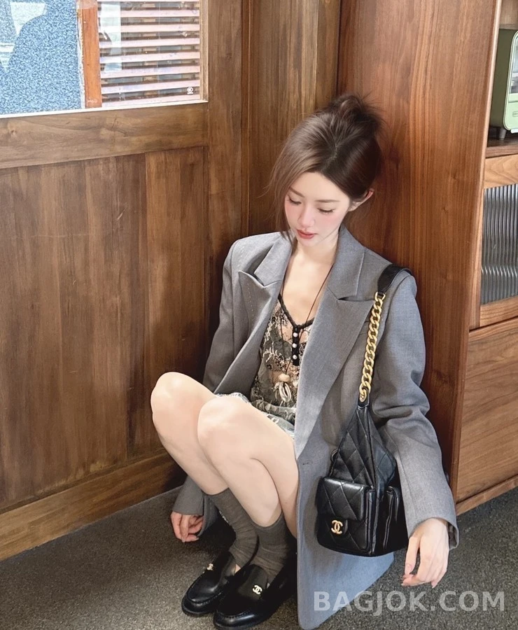 샤넬 샤넬 더블 C 로고 슬링백 로퍼 상세 이미지