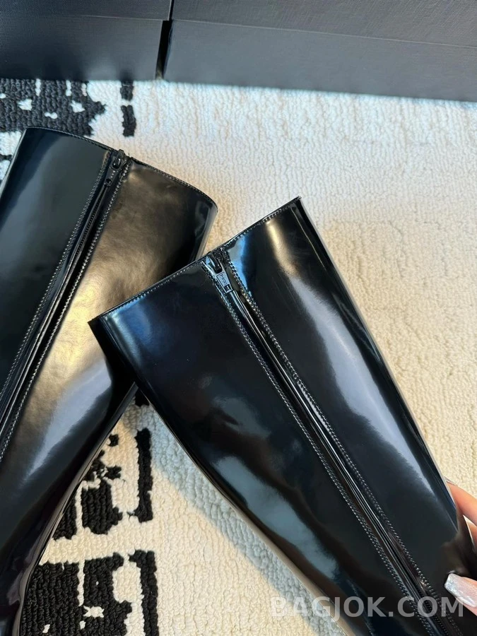 생로랑 생로랑 포인티드 토 앵클 롱부츠 상세 이미지