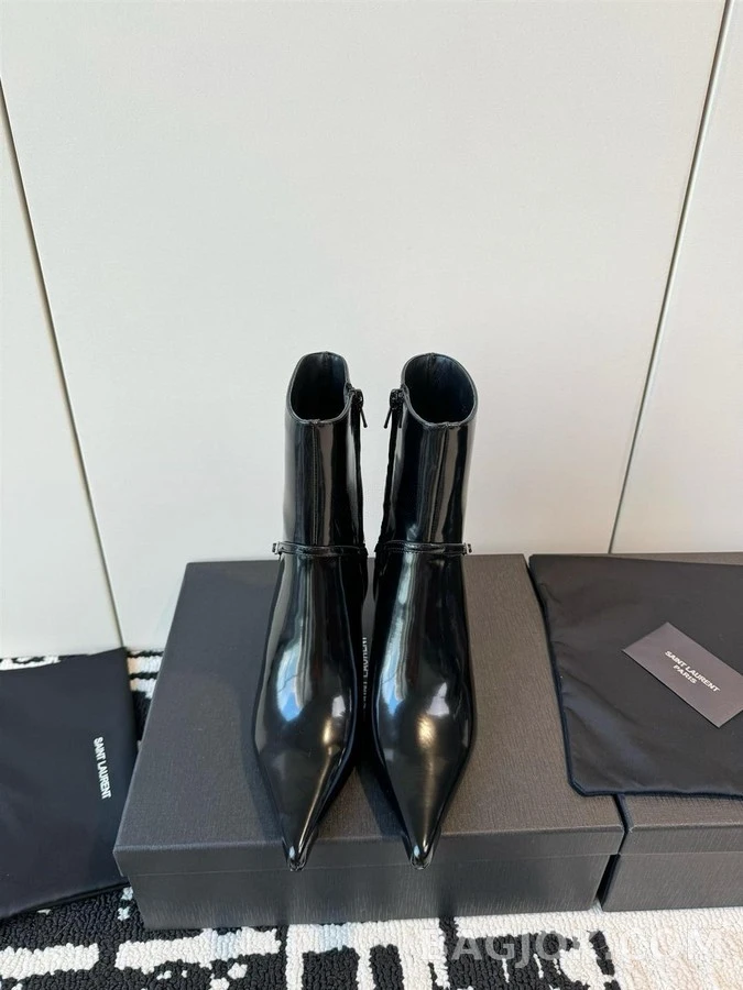 생로랑 생로랑 글레이즈드 레더 Vendome 부츠 상세 이미지